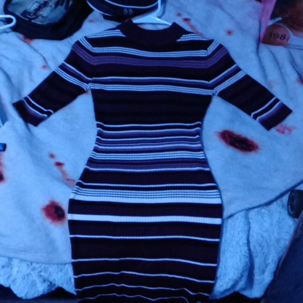 Dress - Picture 1 of 1